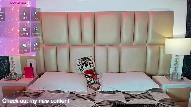 HatsaJones online show from February 15, 2026, 4:24 am