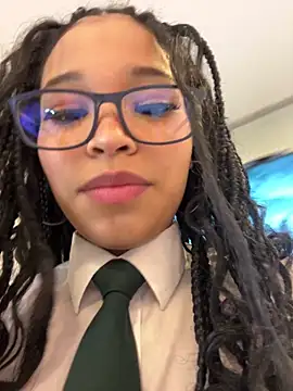 Snapshot of DaniCollinn_ chatting on March 18, 2026, 1:24 pm DaniCollinn online show from March 18, 2026, 1:24 pm