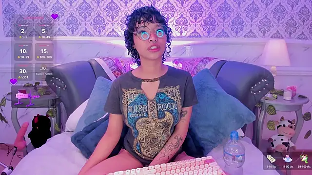 Snapshot of DaniCollinn_ chatting on February 27, 2026, 12:05 pm DaniCollinn online show from February 27, 2026, 12:05 pm