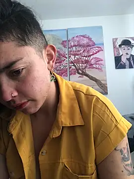 Snapshot of Paris_11 chatting on November 7, 2025, 1:48 pm Paris 11 online show from November 7, 2025, 1:48 pm