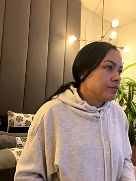 Snapshot of TiffanyyLam chatting on September 9, 2025, 11:19 am TiffanyyLam online show from September 9, 2025, 11:19 am