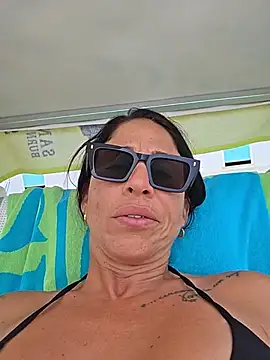 sexy7883 online show from July 8, 2026, 11:44 am