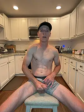 Badstepson33 online show from May 4, 2026, 8:33 pm