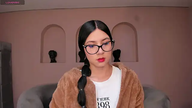 Snapshot of LaurentConnor chatting on December 14, 2025, 11:21 pm LaurentConnor online show from December 14, 2025, 11:21 pm