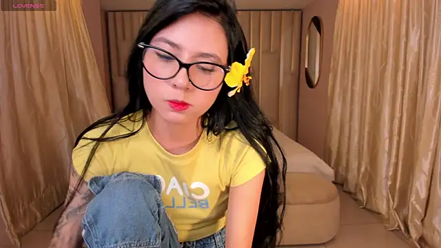 LaurentConnor online show from January 18, 2026, 11:52 pm