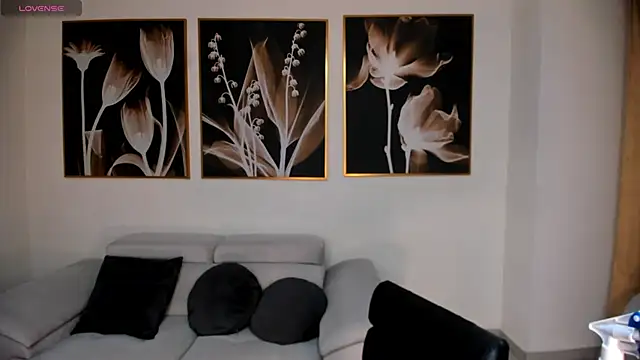 Snapshot of LaurentConnor chatting on November 30, 2025, 3:18 am LaurentConnor online show from November 30, 2025, 3:18 am