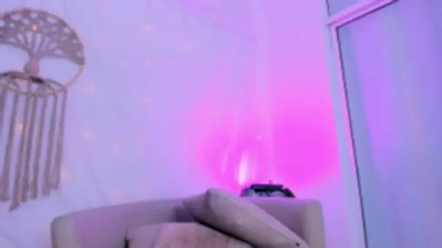 Snapshot of Ginni_charlotte chatting on July 13, 2026, 2:11 am Ginni charlotte online show from July 13, 2026, 2:11 am
