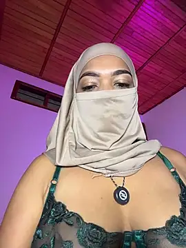 Snapshot of Yuli_arabic chatting on July 30, 2026, 6:40 pm Yuli arabic online show from July 30, 2026, 6:40 pm