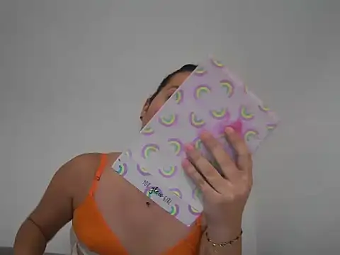 dulvolkova online show from November 10, 2025, 8:41 am