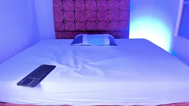 Snapshot of Ivy_rae_xxx chatting on December 18, 2025, 6:01 pm Ivy rae xxx online show from December 18, 2025, 6:01 pm