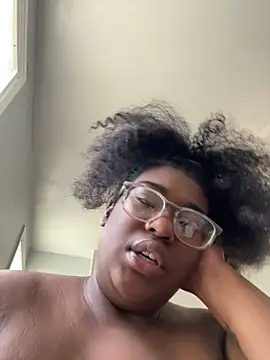 Snapshot of bunbun420247 chatting on November 11, 2025, 3:40 pm bunbun420247 online show from November 11, 2025, 3:40 pm