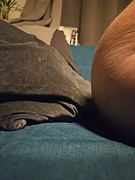 ctocum35 online show from November 11, 2025, 1:00 am