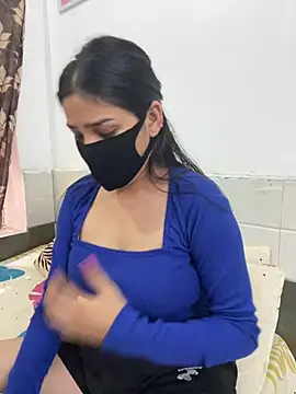 Sex Queen aaraya online show from June 2, 2026, 9:42 am