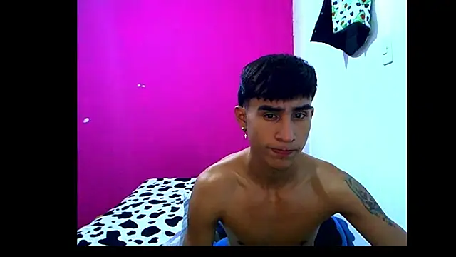 VaqueroHot3 online show from September 12, 2025, 8:30 pm