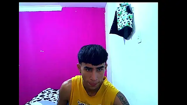 VaqueroHot3 online show from September 11, 2025, 3:56 pm