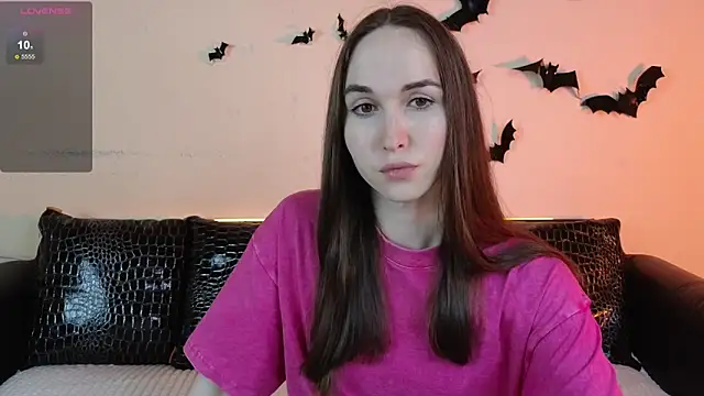 Angeel Kate online show from November 11, 2025, 12:44 pm