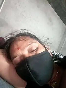 suhani sharmj online show from December 2, 2025, 10:44 pm