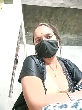 suhani sharmj online show from December 17, 2025, 4:23 pm