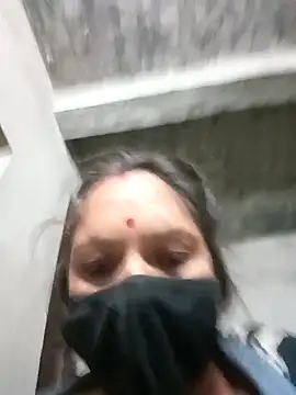 suhani sharmj online show from November 19, 2025, 9:26 pm