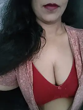 Deepa Sharma143 online show from June 26, 2026, 2:17 am