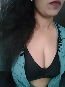 Deepa Sharma143 online show from June 20, 2026, 1:54 am