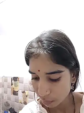 Snapshot of Hot-Soniya2 chatting on October 9, 2025, 6:52 pm Hot-Soniya2 online show from October 9, 2025, 6:52 pm