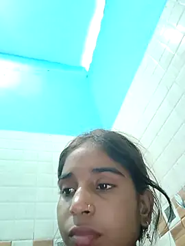 Snapshot of Hot-Soniya2 chatting on November 25, 2025, 3:29 am Hot-Soniya2 online show from November 25, 2025, 3:29 am