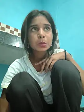 Snapshot of Hot-Soniya2 chatting on December 14, 2025, 10:43 am Hot-Soniya2 online show from December 14, 2025, 10:43 am