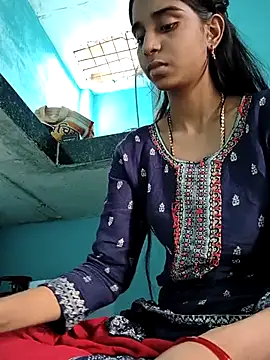 Snapshot of Hot-Soniya2 chatting on November 14, 2025, 5:11 am Hot-Soniya2 online show from November 14, 2025, 5:11 am