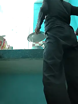 Snapshot of Hot-Soniya2 chatting on November 30, 2025, 3:40 am Hot-Soniya2 online show from November 30, 2025, 3:40 am