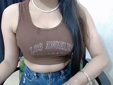 Snapshot of sweet-ruhi chatting on November 20, 2025, 6:47 am sweet-ruhi online show from November 20, 2025, 6:47 am