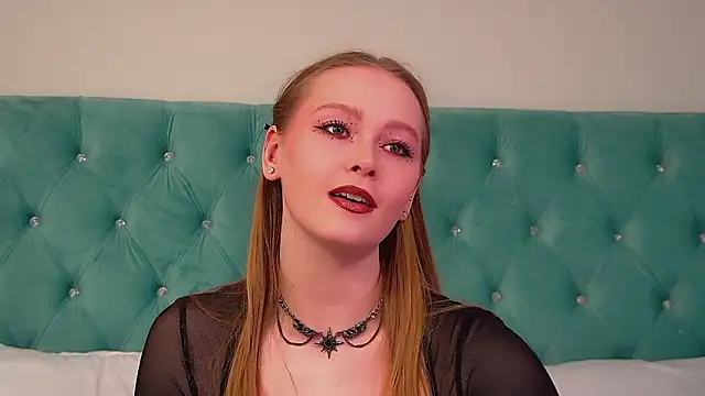 AgataFoxley online show from March 13, 2026, 6:40 am