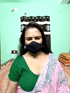 Snapshot of naughty_nataasa chatting on October 17, 2025, 5:00 am naughty nataasa online show from October 17, 2025, 5:00 am