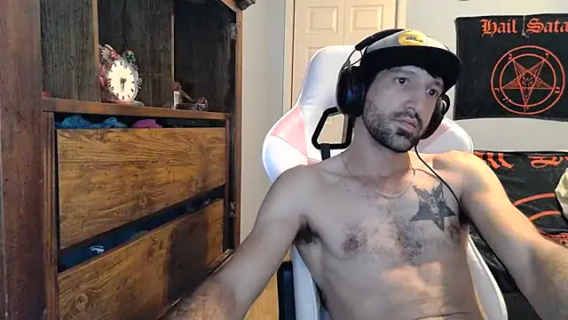 Snapshot of Ardokks chatting on November 17, 2025, 3:54 am Ardokks online show from November 17, 2025, 3:54 am