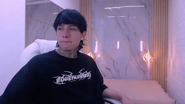 Iantwink18 online show from March 19, 2026, 6:08 pm