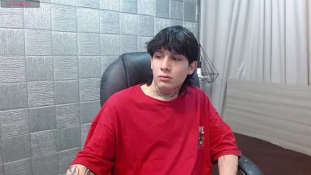 Iantwink18 online show from December 3, 2025, 1:06 am