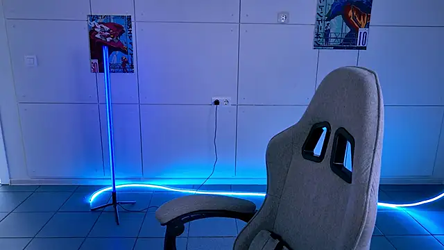 Snapshot of AliceCUNTach chatting on October 24, 2025, 5:06 am AliceCUNTach online show from October 24, 2025, 5:06 am