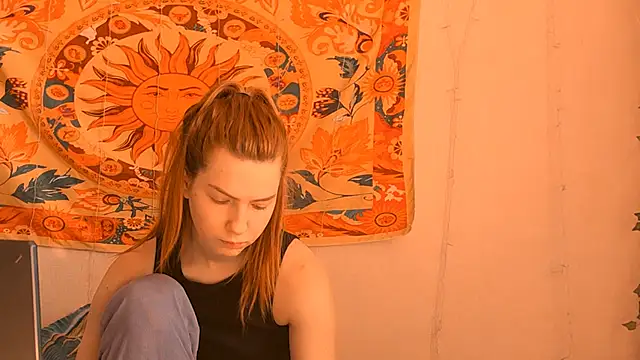 Snapshot of AliceCUNTach chatting on June 3, 2026, 5:08 am AliceCUNTach online show from June 3, 2026, 5:08 am