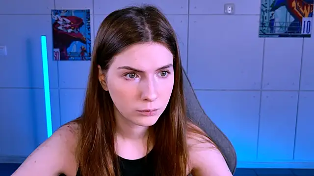 Snapshot of AliceCUNTach chatting on October 18, 2025, 5:09 am AliceCUNTach online show from October 18, 2025, 5:09 am