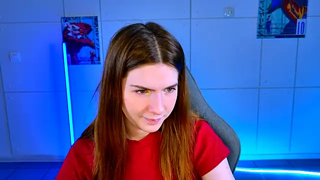 Snapshot of AliceCUNTach chatting on November 1, 2025, 5:14 am AliceCUNTach online show from November 1, 2025, 5:14 am