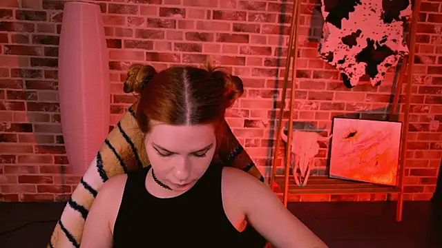 Snapshot of AliceCUNTach chatting on July 27, 2026, 5:36 am AliceCUNTach online show from July 27, 2026, 5:36 am