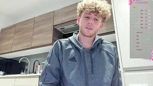 DominantAlex18 online show from November 25, 2025, 7:36 pm