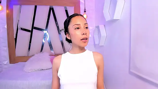 Any clark online show from November 8, 2025, 9:51 pm