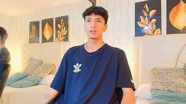 Snapshot of Lean_Portman chatting on October 11, 2025, 8:32 pm Lean Portman online show from October 11, 2025, 8:32 pm