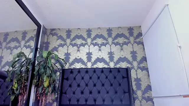 Lean Portman online show from May 5, 2026, 1:14 pm