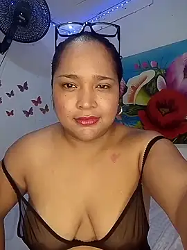 Snapshot of Angelly_ricura chatting on March 20, 2026, 6:20 pm Angelly ricura online show from March 20, 2026, 6:20 pm