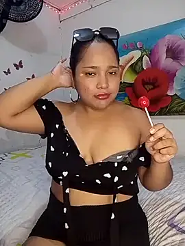 Snapshot of Angelly_ricura chatting on April 1, 2026, 5:21 pm Angelly ricura online show from April 1, 2026, 5:21 pm