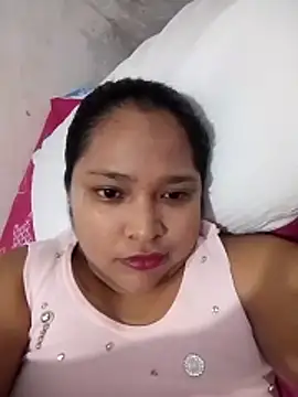 Snapshot of Angelly_ricura chatting on June 22, 2026, 4:26 pm Angelly ricura online show from June 22, 2026, 4:26 pm