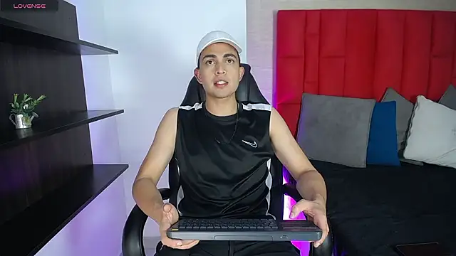 Cady Hot online show from February 2, 2026, 8:19 pm