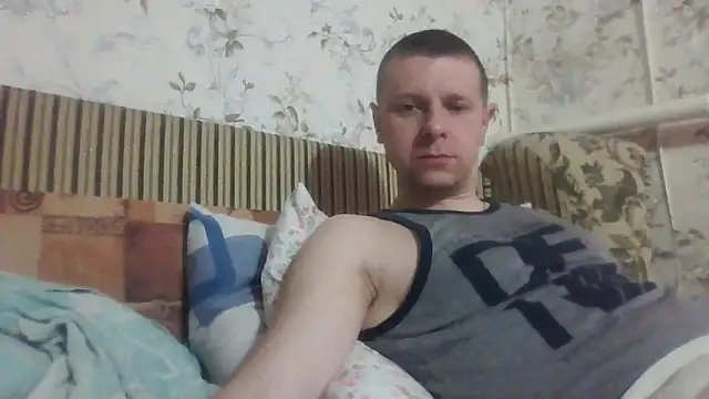 Snapshot of nedstark12 chatting on May 10, 2026, 7:12 am nedstark12 online show from May 10, 2026, 7:12 am